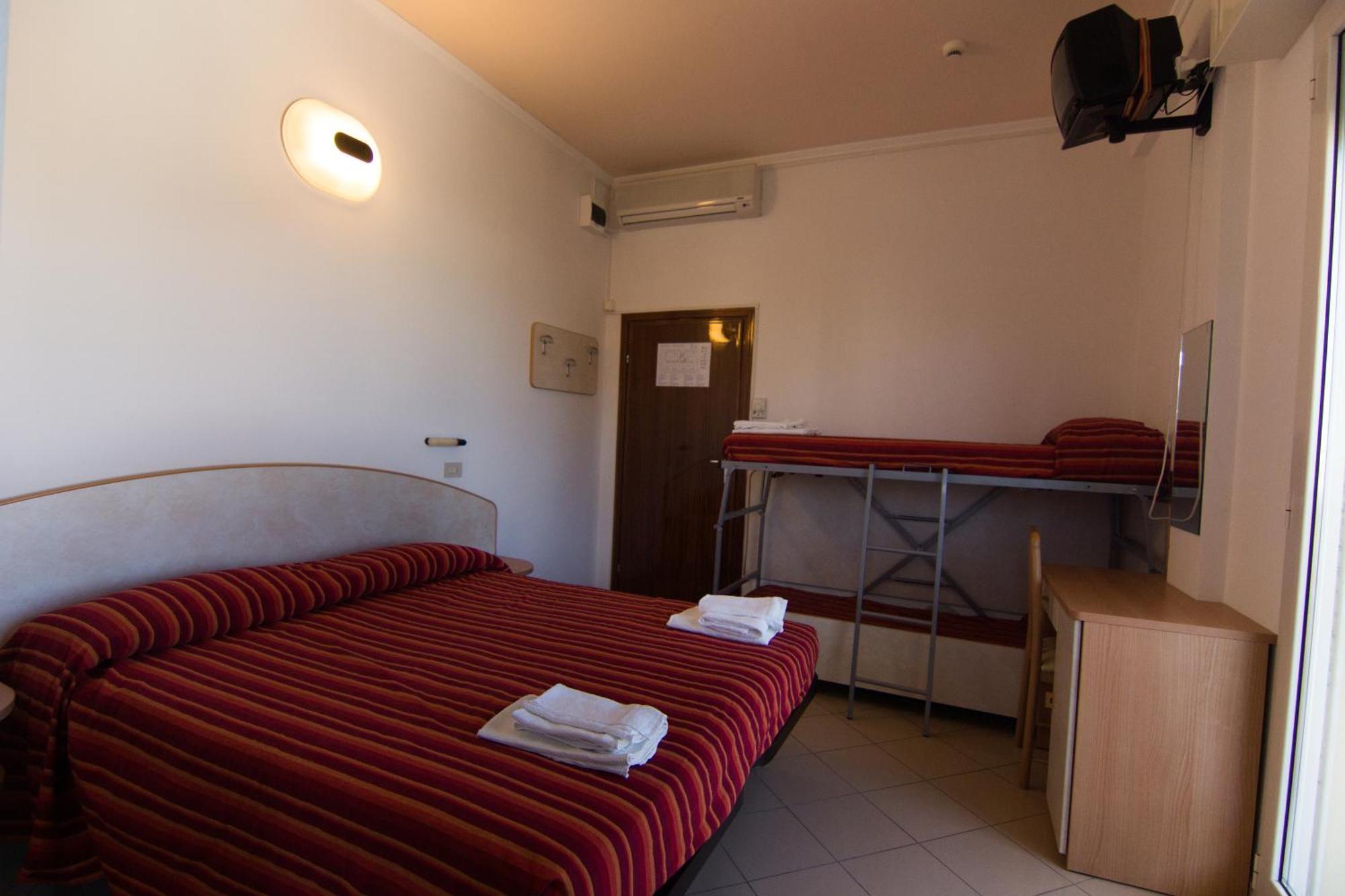 Hotel Beverly Rímini Habitación foto